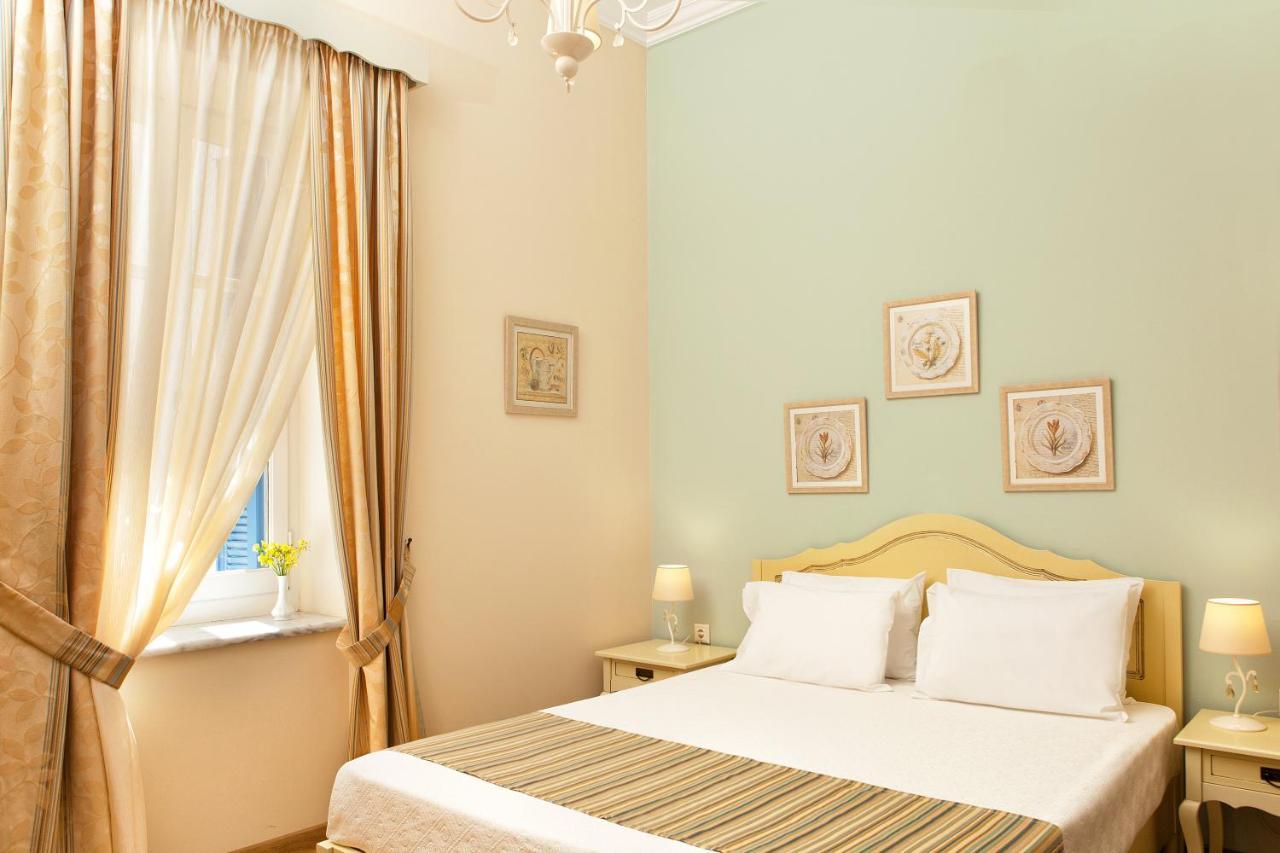 Egli Hotel Andros Town Luaran gambar