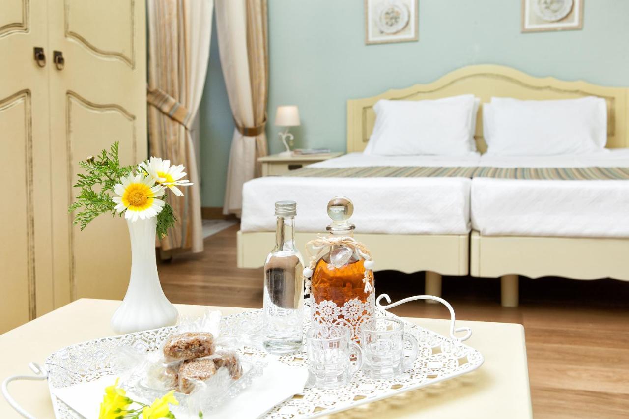Egli Hotel Andros Town Luaran gambar