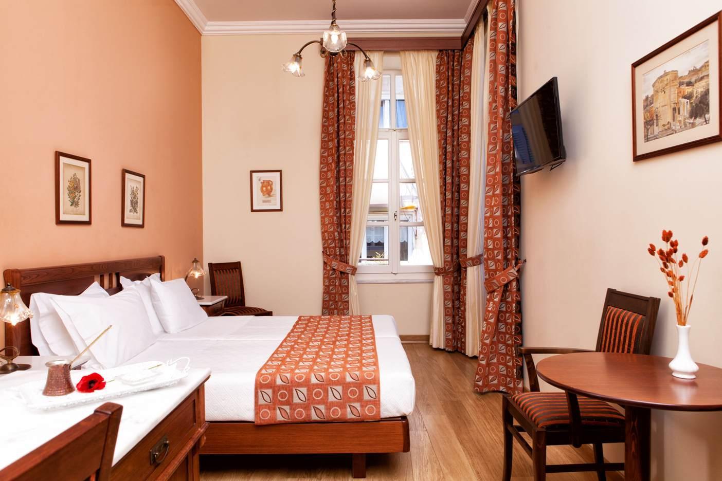 Egli Hotel Andros Town Luaran gambar
