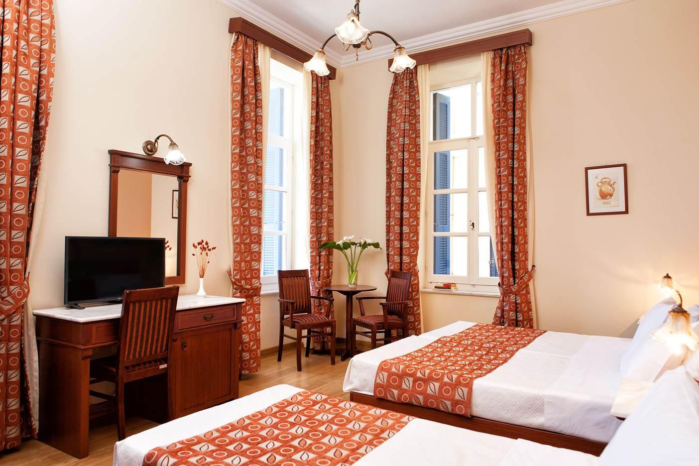 Egli Hotel Andros Town Luaran gambar